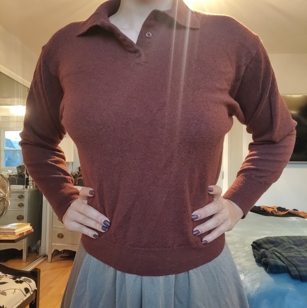 wool collared burgundy shirt